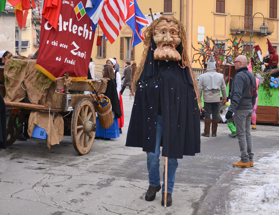 Sfilata Di Carnevale San Giovanni Bianco 2012 - Pagina 2 - Valle Brembana